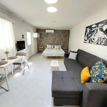 S For Studio - Detached, Close To City Center La Canée Extérieur photo