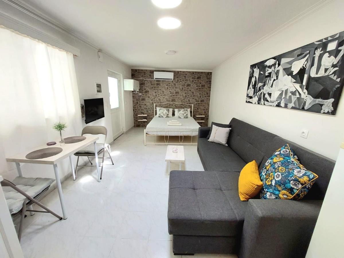 S For Studio - Detached, Close To City Center La Canée Extérieur photo
