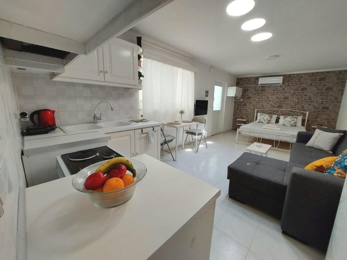 S For Studio - Detached, Close To City Center La Canée Extérieur photo